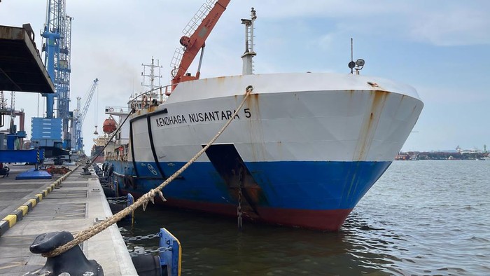 1.600 Ton Beras bantuan buat Krisis NTT Dikirim Pakai Tol Laut