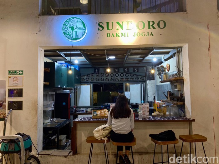 Adu Rasa Mie Godog Rp 30.000 vs Rp 121.000, Bagaimana Perbedaannya?
