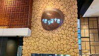 Sebagai pembanding, kami mampir ke Tesate untuk mencicipi mie godog mahal. Restoran Indonesia premium ini ada di lantai 5 Pacific Place Mall.