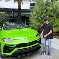 Di media sosialnya, pria asal Kanada itu kerap menunjukkan gaya hidup mewah. Ia sering pamer mobil mewahnya.Foto: dok. Instagram/@aiden.ptrs