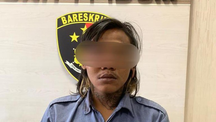 Anak punk di Gresik ditangkap polisi karena merampas handphone