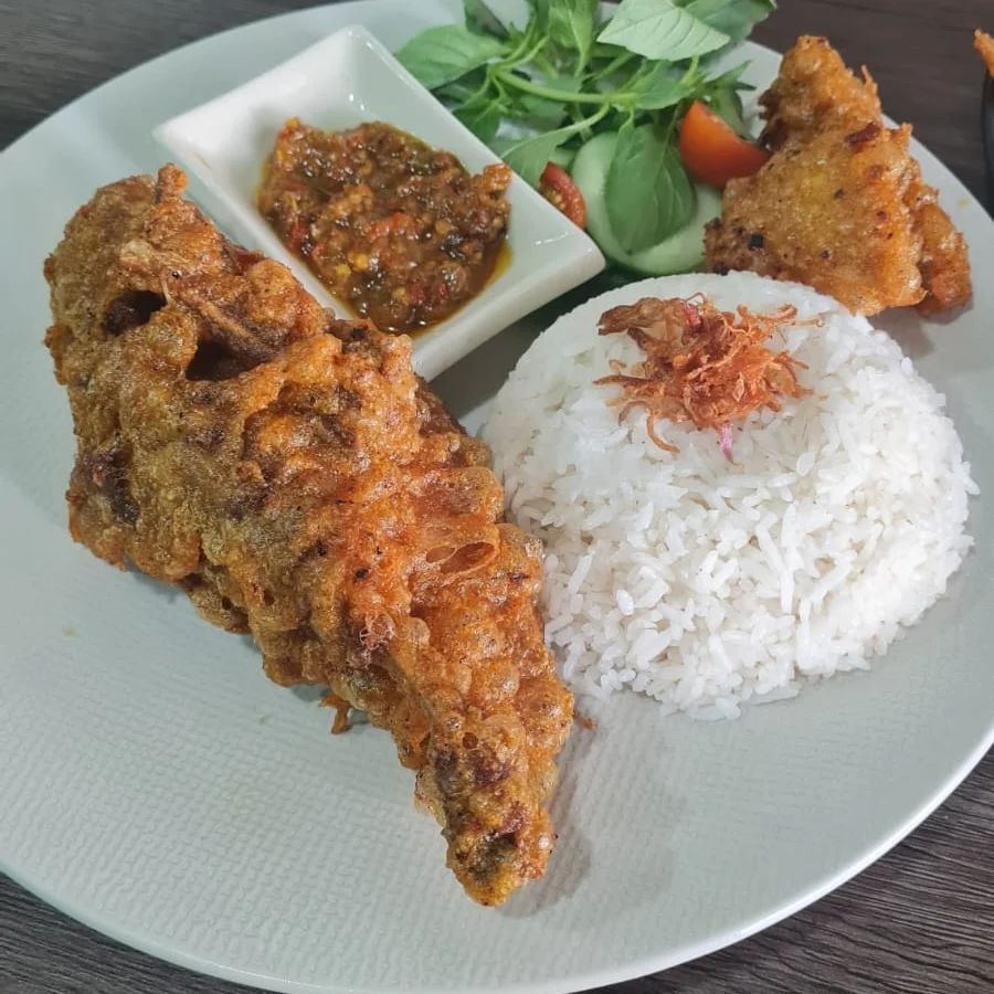 Bebek goreng yang enak di Jakarta Selatan