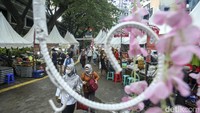 Nampak deretan pedagang telah siap dengan menu berbuka puasanya.