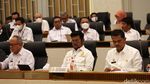 Raker dengan DPR, Mentan Klaim Produksi Beras Aman
