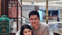 Keduanya juga kerap merayakan momen spesial bersama. Salah satunya saat ulang tahun, begini romantisnya Gio dan sang istri. Foto: Instagram @gio.mci10