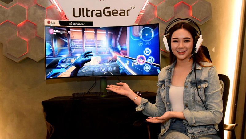 PT. LG Electronics Indonesia mengumumkan kesiapannya memasarkan seri terbaru monitor gaming-nya, UltraGear OLED premium. Seperti apa penampakannya? Kita intip yuks…