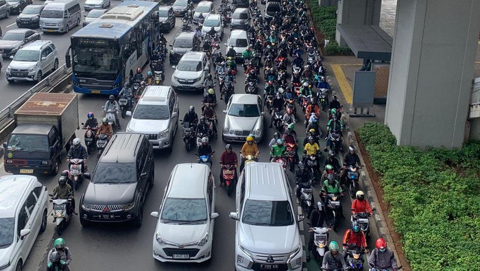 Jalan Gatsu Macet