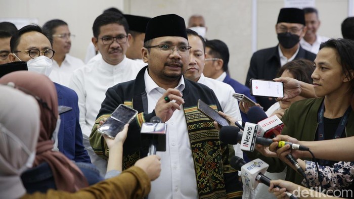 Jemaah Haji Lunas Tunda 2022 Tak Perlu Bayar Biaya Tambahan Menag Yaqut Cholil Qoumas mengusulkan para jemaah haji lunas tunda 2022 tidak perlu tambah Biaya Perjalanan Ibadah Haji (Bipih) 1444 Hijriah.
