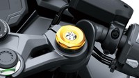 Selanjutnya ada adjustable spring preload untuk suspensi depan. (Foto: Dok. Kawasaki)