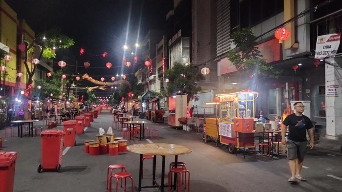 Kawasan Wisata Kuliner Kya-Kya Surabaya yang buka setiap hari selama Ramadhan