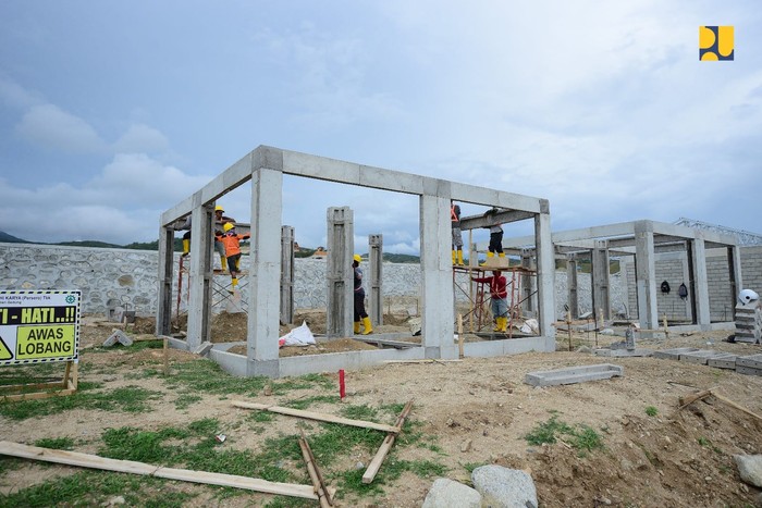 Kementerian PUPR Percepat Pembangunan Huntap di Sulawesi Tengah, Ditargetkan Selesai Desember 2023 Kementerian PUPR Percepat Pembangunan Huntap di Sulawesi Tengah, Ditargetkan Selesai Desember 2023