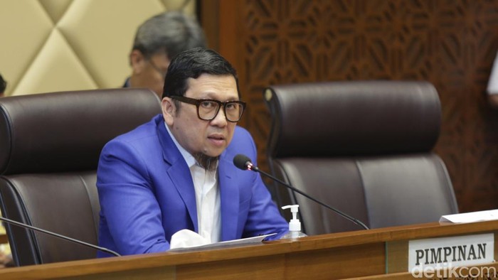 Komisi II DPR menggelar rapat bersama para penyelenggara pemilu, yakni KPU, Bawaslu dan Kemendagri hari ini soal verifikasi Prima.