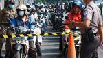 Lebaran Masih Lama, Tukar Uang buat THR Sudah Antre