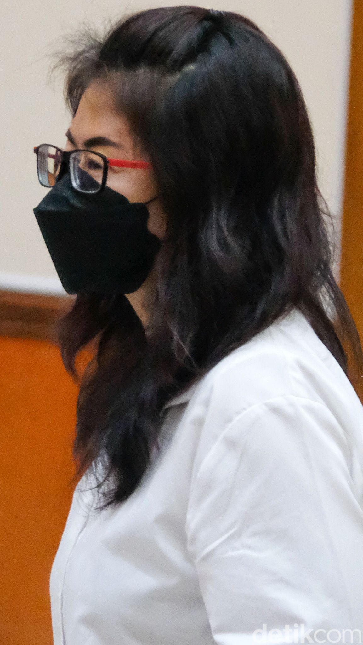 Jaksa menuntut Linda alias Anita hukuman 18 tahun penjara dalam kasus narkoba Irjen Teddy Minahasa dalam sidang di Pengadilan Negeri Jakarta Barat (PN Jakbar), Senin (27/3/2023).