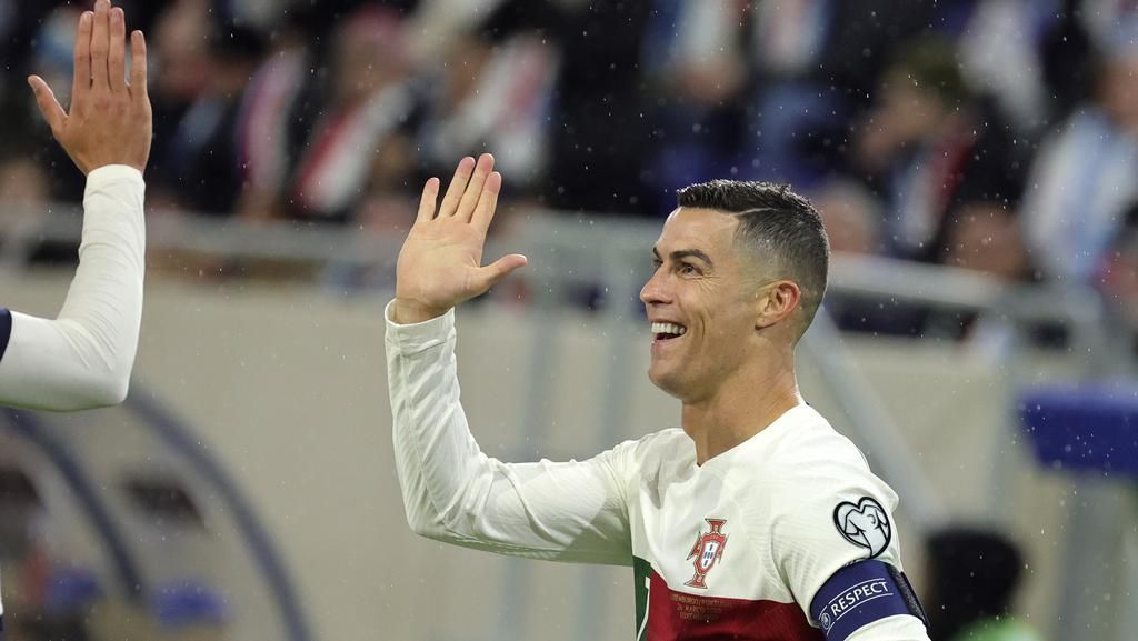 Martinez: Ronaldo Sangat Penting untuk Portugal