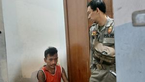 Satpol PP Bogor Amankan Pengamen Paksa Minta Uang ke Penumpang Angkot