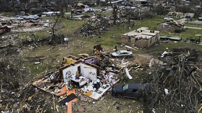 Mengerikan! Permukiman di AS Luluh Lantak Diterjang Tornado