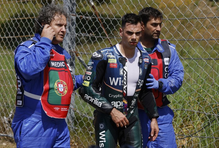 MotoGP - Portuguese Grand Prix - Algarve International Circuit, Portimao, Portugal - March 26, 2023 CryptoDATA RNF MotoGP Teams Miguel Oliveira after crashing during the race REUTERS/Marcelo Del Pozo