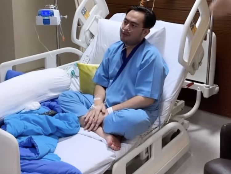 Potret Nassar Terbaring di Rumah Sakit Pakai Selang Pernapasan