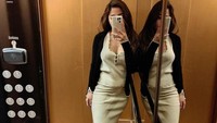Untuk menunjukkan OOTD, Nikita Willy juga lebih suka menampilakkannya dengan mirror selfie. Foto: Instagram Nikita Willy