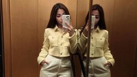 Nikita Willy sering mengabadikan momen dalam sebuah mirror selfie. Foto: Instagram Nikita Willy