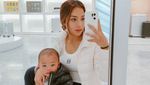 7 Potret Mirror Selfie Nikita Willy yang Disebut Hot Mom