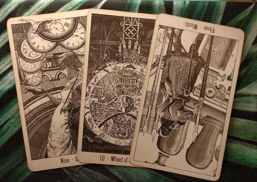 Pembacaan Kartu Tarot Emma Pembacaan Kartu Tarot Emma.