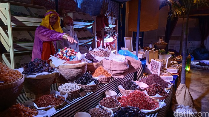 Ada Pasar Kurma hingga Sate Kerbau untuk Berbuka Puasa Komplet di Sini