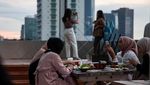 Sensasi Buka Puasa Bersama di Kafe Atap Jakarta