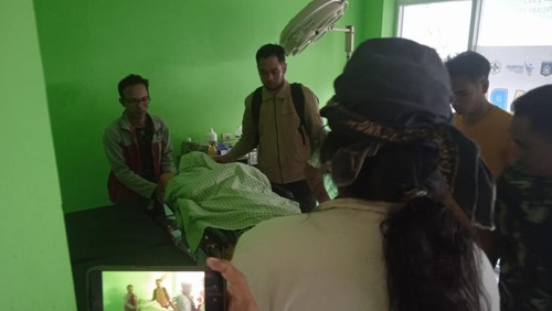 Seorang pria paruh baya bernama Lalu Nuruddin alias Mamiq Lasmini (55) meninggal dunia setelah terjatuh saat wudu di Masjid Agung Praya Lombok Tengah, Minggu (26/3/2023) sore.