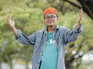 Soni Wakwaw dan Kisahnya dengan Syahrini