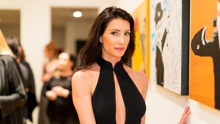 WEST HOLLYWOOD, CA - OCTOBER 29:  Actress,Ssculptor & Model Sonni Pacheco attends the Gallery Opening Of Social Distortion: A Capsule Collection Of Fine Art By Billy Morrison at Art On Scene on October 29, 2016 in West Hollywood, California.  (Photo by Greg Doherty/Getty Images)