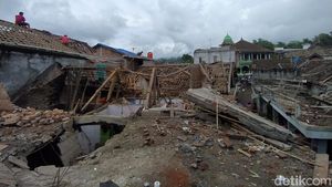 Seputar Ledakan Maut Peramu Mercon di Blitar-Malang-Magelang
