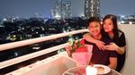 Tasya Kamila Piknik Bareng Anak dan Dinner Romantis di Balkon Rumah