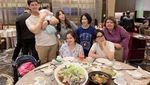 Tasya Kamila Piknik Bareng Anak dan Dinner Romantis di Balkon Rumah