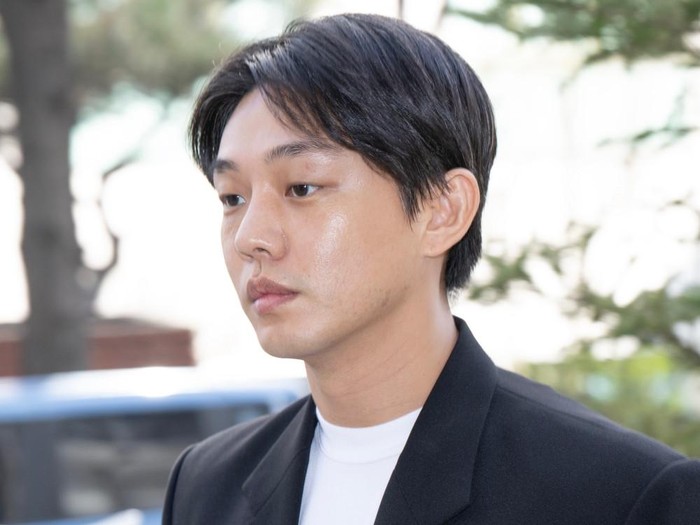 Yoo Ah In