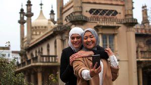 Update Momen Selama Ramadan  ala Selebgram, Tukar Tambah HP Lama ke Samsung S23 di Blibli