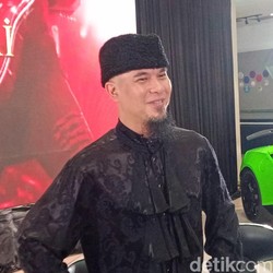 Bayar Rp 55 Juta untuk Still Of The Night, Ahmad Dhani: Biar Tahu Harga Royalti Bayar Rp 55 Juta untuk Still Of The Night, Ahmad Dhani: Biar Tahu Harga Royalti