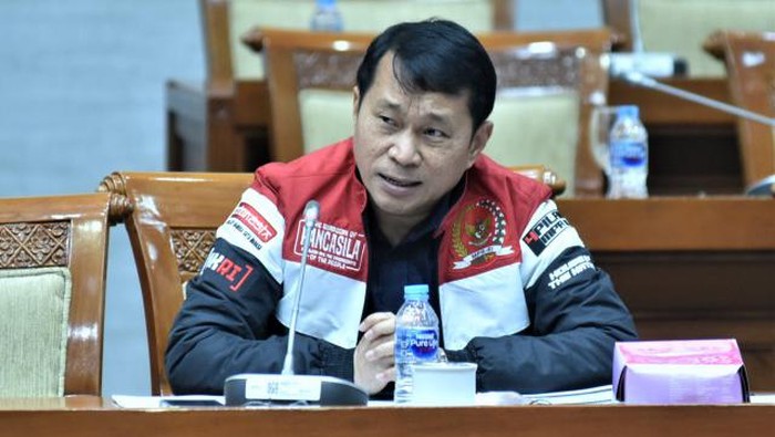 Anggota Komisi III DPR Santoso. (Foto diambil dari situs resmi DPR).