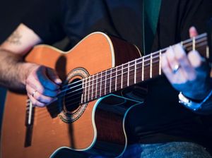 Chord Gitar Jatuh Bangun Aku Mengejarmu -  Meggy Z