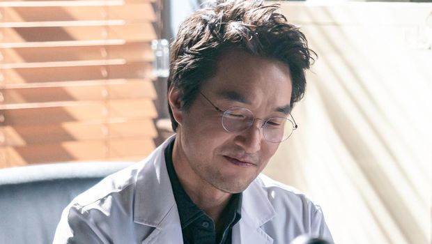 Dr. Romantic 3