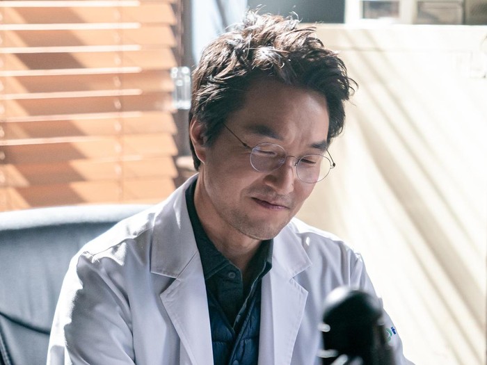 Dr. Romantic 3