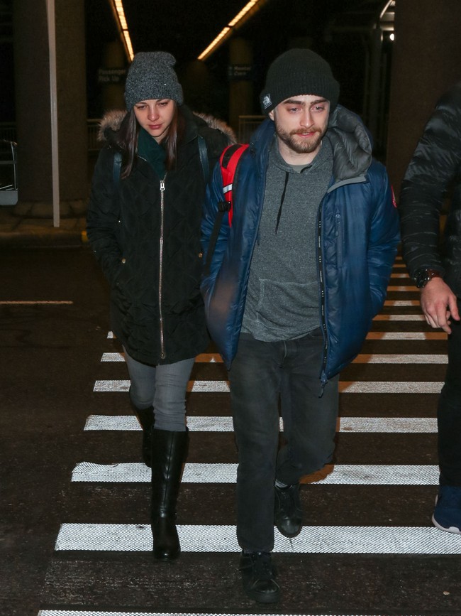 Sangat menjaga privasi kehidupan asmaranya, Daniel Radcliffe melalui juru bicaranya mengonfirmasi kehamilan Erin. Daniel sangat bersemangat menjadi seorang ayah. Hubungannya dengan Erin sangat spesial dan menurut orang-orang mereka akan menjadi orangtua yang hebat, ujar seorang sumber terdekat kepada The Sun. (Foto: GC Images/gotpap/Bauer-Griffin)