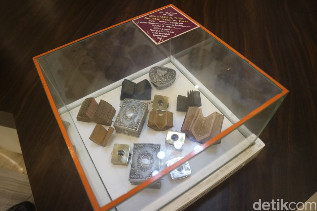 Galeri Al-Quran yang berada di bagian Museum Jenang dan Gusjigang di Kudus, Senin (28/3/2023).