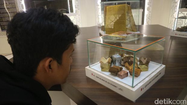 Galeri Al-Quran yang berada di bagian Museum Jenang dan Gusjigang di Kudus, Senin (28/3/2023).