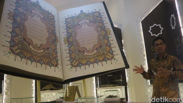 Galeri Al-Quran yang berada di bagian Museum Jenang dan Gusjigang di Kudus, Senin (28/3/2023).