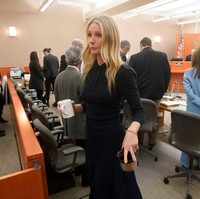 Atas kasus tabrakan itu, Gwyneth dituntut sebesar US$ 3,3 juta atau Rp 49,5 miliar untuk kerugian yang dialami Terry Sanderson. Sang aktris yang mengaku tidak bersalah mengajukan gugatan balik senilai US$ 1. Dia justru mengaku ditabrak Terry dari belakang. Foto: Getty Images