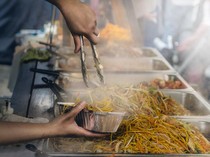 12 Cara Menghasilkan Uang di Bulan Ramadhan untuk Menambah Pemasukan