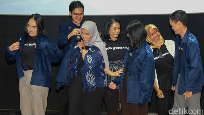 Sepuluh orang terpilih menjadi 'Every U Does Good Heroes 2022' yang digelar Unilever. Mereka diyakini menjadi sosok yang memberikan dampak luas serta aksi nyata.