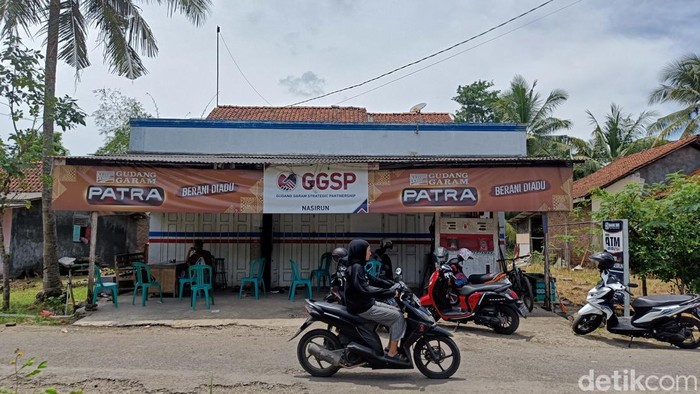 Kondisi rumah korban perampokan di Desa Kaliwungu, Kecamatan Kedungreja, Kabupaten Cilacap, Selasa (28/3/2023).